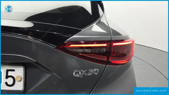 INFINITY QX30 2.0 ESSENTIAL AWD