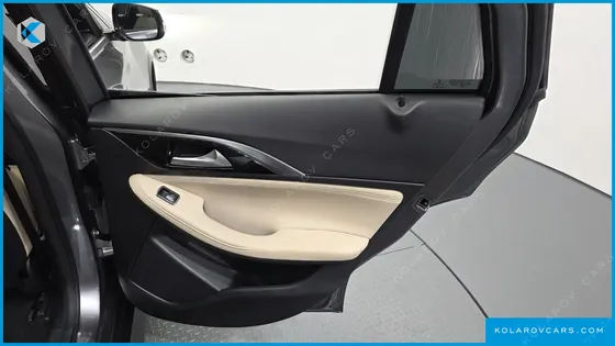 INFINITY QX30 2.0 ESSENTIAL AWD