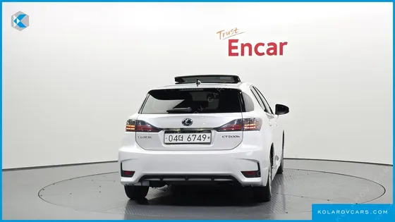 LEXUS CT200H 1.8 SUPREME