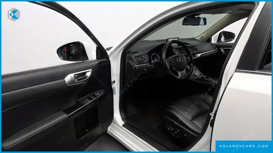 LEXUS CT200H 1.8 SUPREME