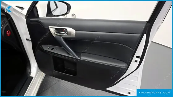 LEXUS CT200H 1.8 SUPREME
