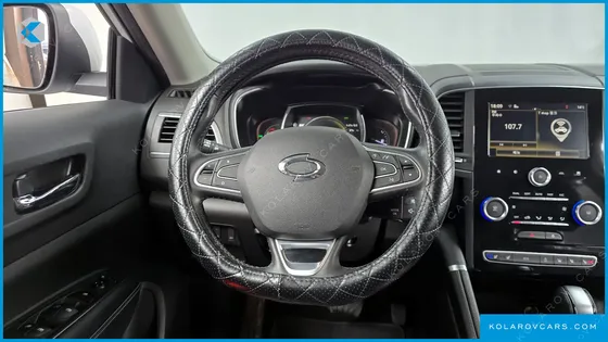 RENAULT KOREA QM6 (KOLEOS) DIESEL 4WD RE SIGNATURE