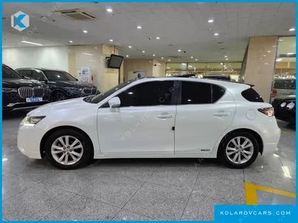 LEXUS CT200H 1.8 SUPREME