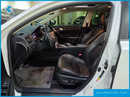 LEXUS CT200H 1.8 SUPREME