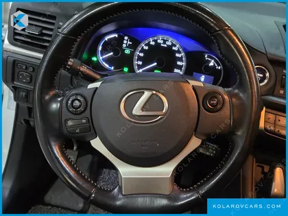 LEXUS CT200H 1.8 SUPREME