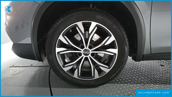 INFINITY QX30 2.0 PROASSIST AWD
