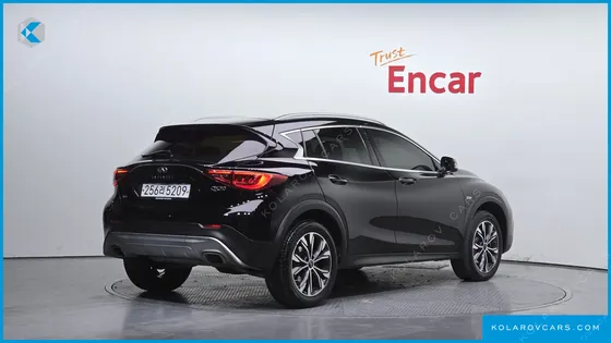 INFINITY QX30 2.0 ESSENTIAL AWD