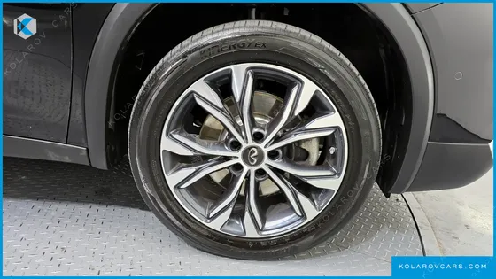 INFINITY QX30 2.0 ESSENTIAL AWD