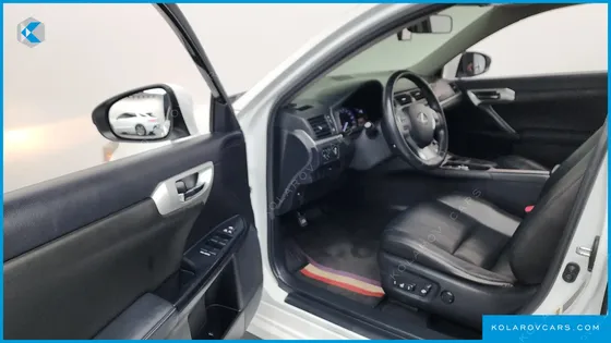 LEXUS CT200H 1.8 COMPACT TRENDY