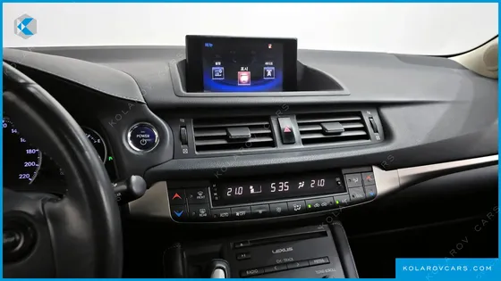 LEXUS CT200H 1.8 SUPREME