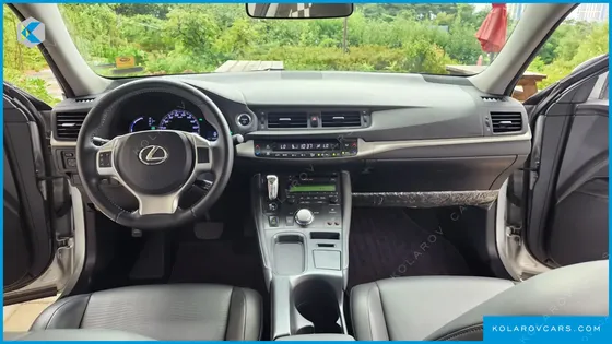 LEXUS CT200H 1.8 COMPACT TRENDY