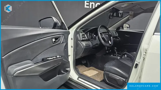 KGM - SSANGYONG TIVOLI LX 2WD