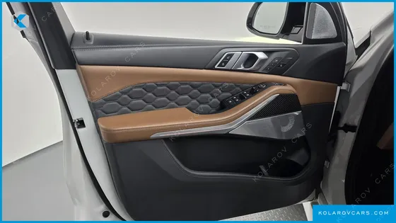 BMW X5M 4.4 COMPETITION