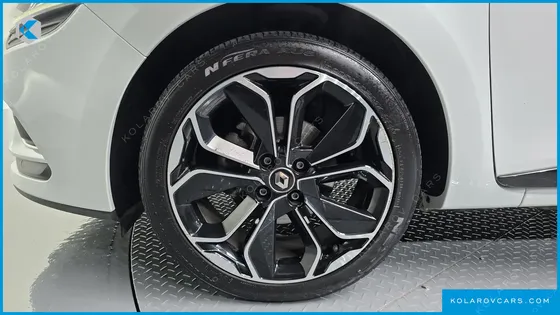 RENAULT KOREA CLIO INTENS