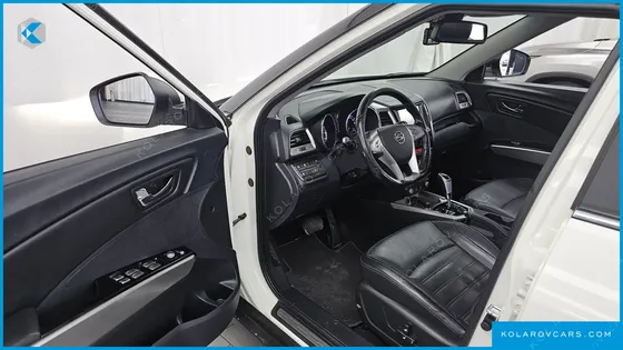 KGM - SSANGYONG TIVOLI LX 2WD