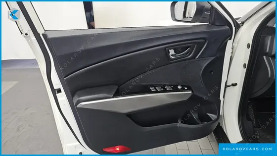 KGM - SSANGYONG TIVOLI LX 2WD