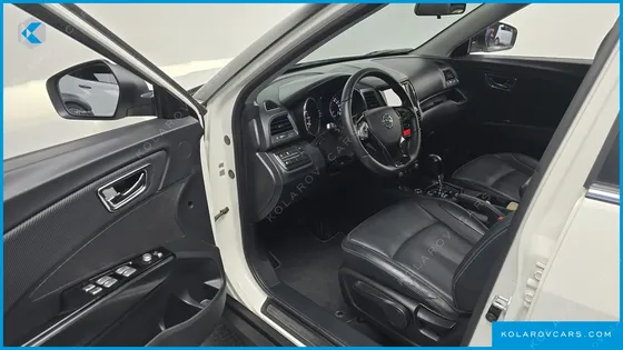 KGM - SSANGYONG TIVOLI LX 2WD