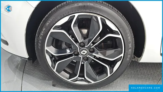 RENAULT KOREA CLIO INTENS