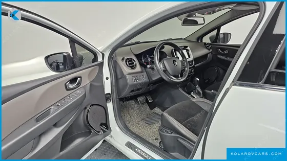 RENAULT KOREA CLIO INTENS PANORAMIC
