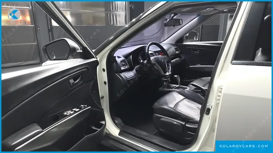 KGM - SSANGYONG TIVOLI VX 2WD