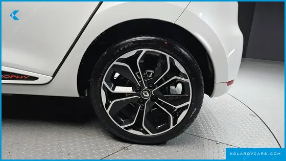 RENAULT KOREA CLIO INTENS