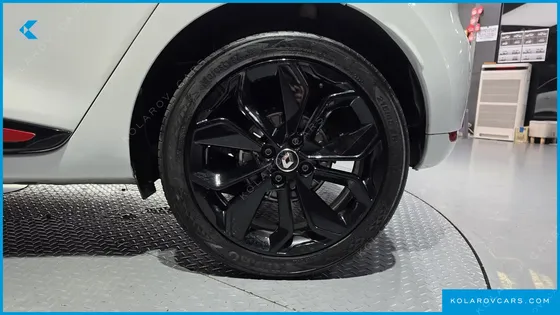 RENAULT KOREA CLIO INTENS