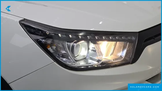 KGM - SSANGYONG TIVOLI VX 2WD
