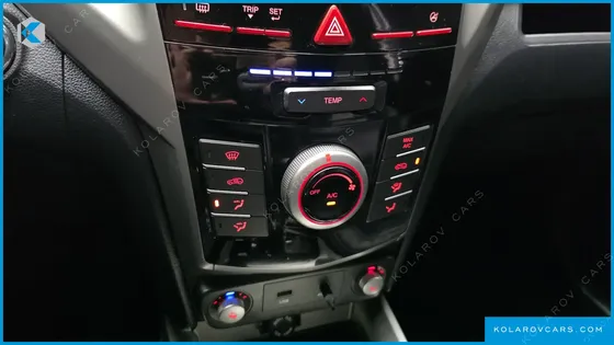 KGM - SSANGYONG TIVOLI DIESEL LX 2WD