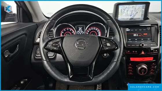 KGM - SSANGYONG TIVOLI LX 2WD