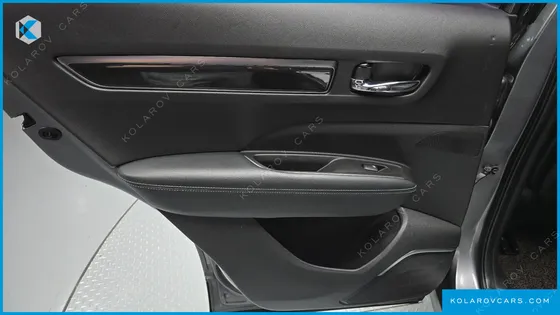 RENAULT KOREA QM6 (KOLEOS) DIESEL 4WD RE SIGNATURE