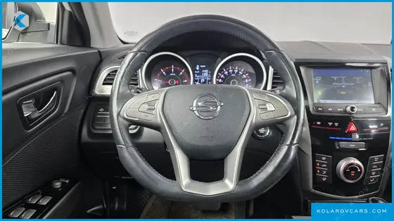 KGM - SSANGYONG TIVOLI DIESEL LX 2WD