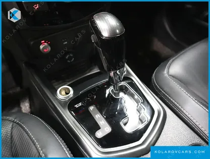 KGM - SSANGYONG TIVOLI VX 2WD