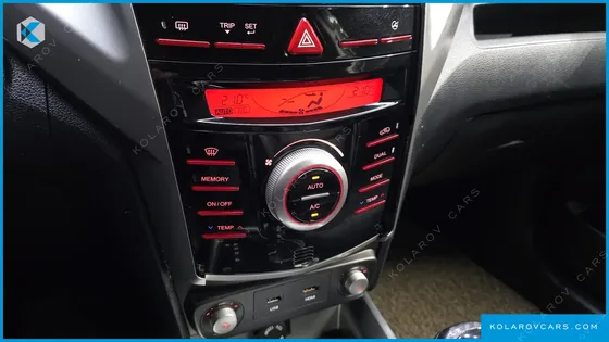 KGM - SSANGYONG TIVOLI DIESEL LX 2WD