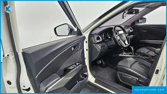 KGM - SSANGYONG TIVOLI LX 2WD