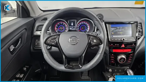 KGM - SSANGYONG TIVOLI LX 2WD