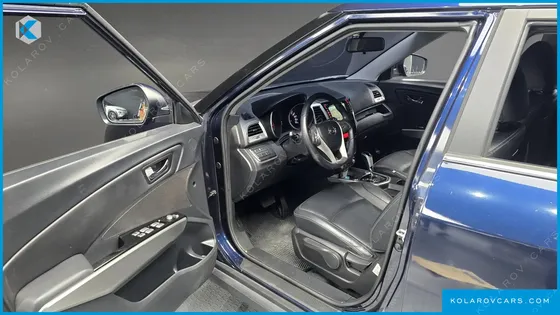 KGM - SSANGYONG TIVOLI VX 2WD