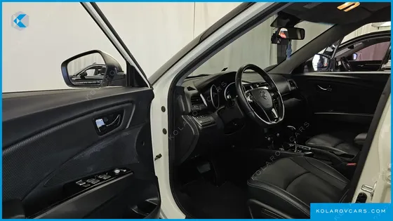KGM - SSANGYONG TIVOLI VX 2WD