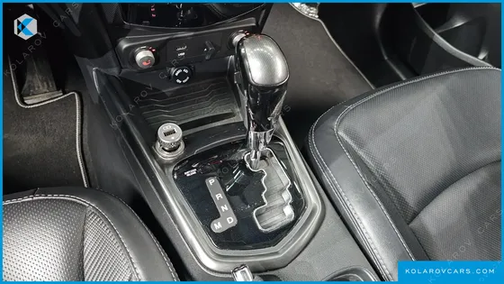 KGM - SSANGYONG TIVOLI VX 2WD