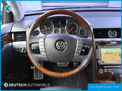 VOLKSWAGEN PHAETON V8 4.2 LWB