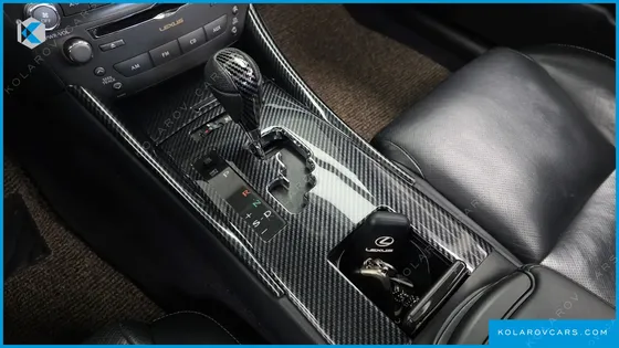 LEXUS IS PREMIUM