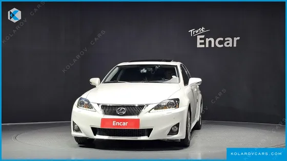 LEXUS IS PREMIUM
