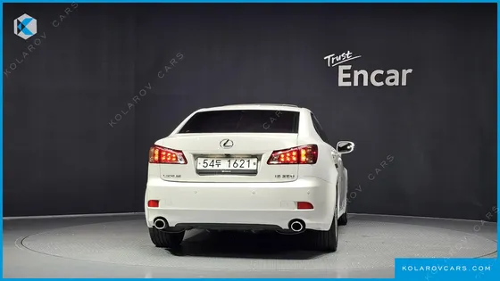 LEXUS IS PREMIUM