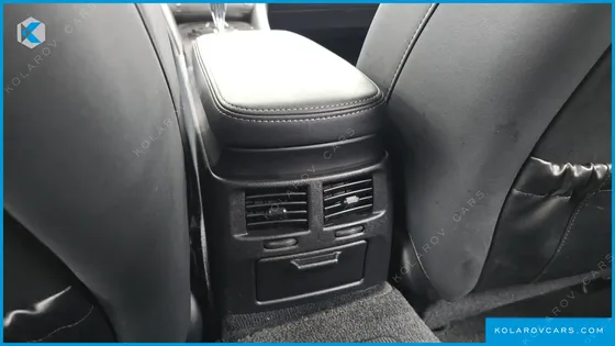 LEXUS IS PREMIUM