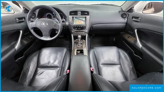 LEXUS IS PREMIUM