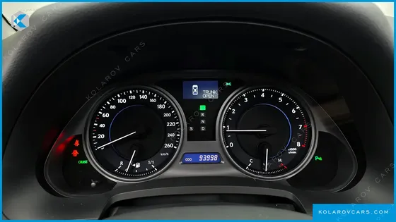 LEXUS IS PREMIUM