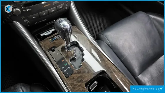 LEXUS IS PREMIUM