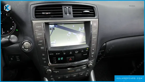 LEXUS IS PREMIUM