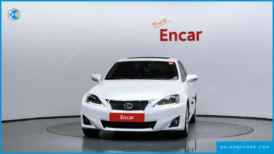 LEXUS IS PREMIUM