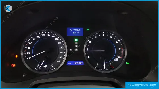 LEXUS IS PREMIUM