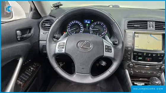 LEXUS IS PREMIUM